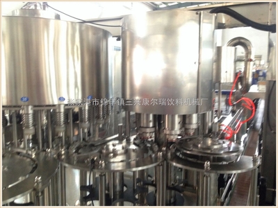 CGF系列-小瓶装三合一全自动饮料生产机组 _供应信息_商机_中国食品机械设备网
